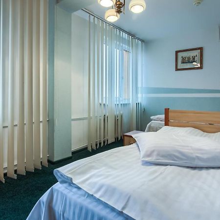 Hotel Konin Konin  Kültér fotó
